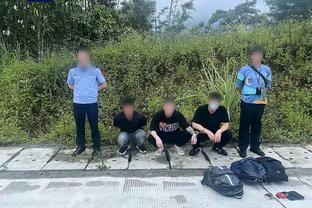 太阳报：格雷泽与前曼联高层伍德沃德在伦敦豪华酒店会面